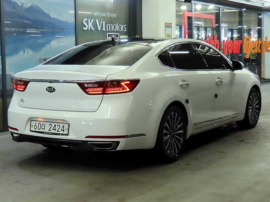 KIA K7 - Vista 4