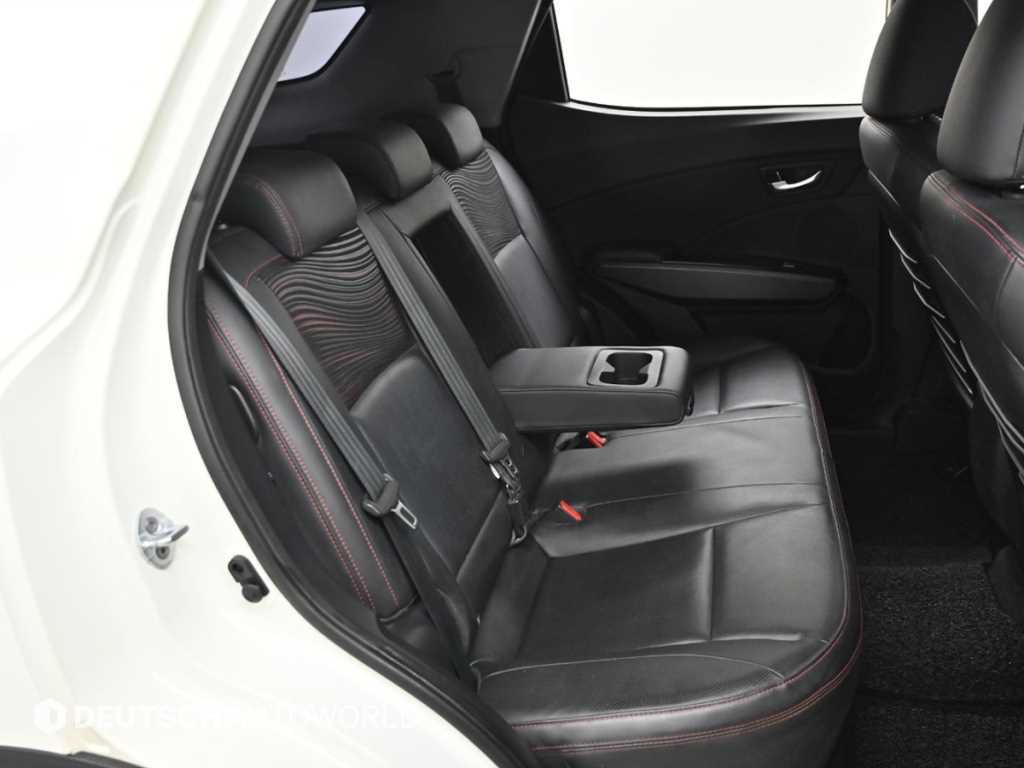 Ssangyong Tivoli - Vista 12