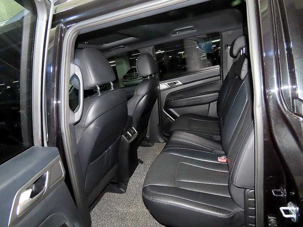 Ssangyong Rexton - Vista 7