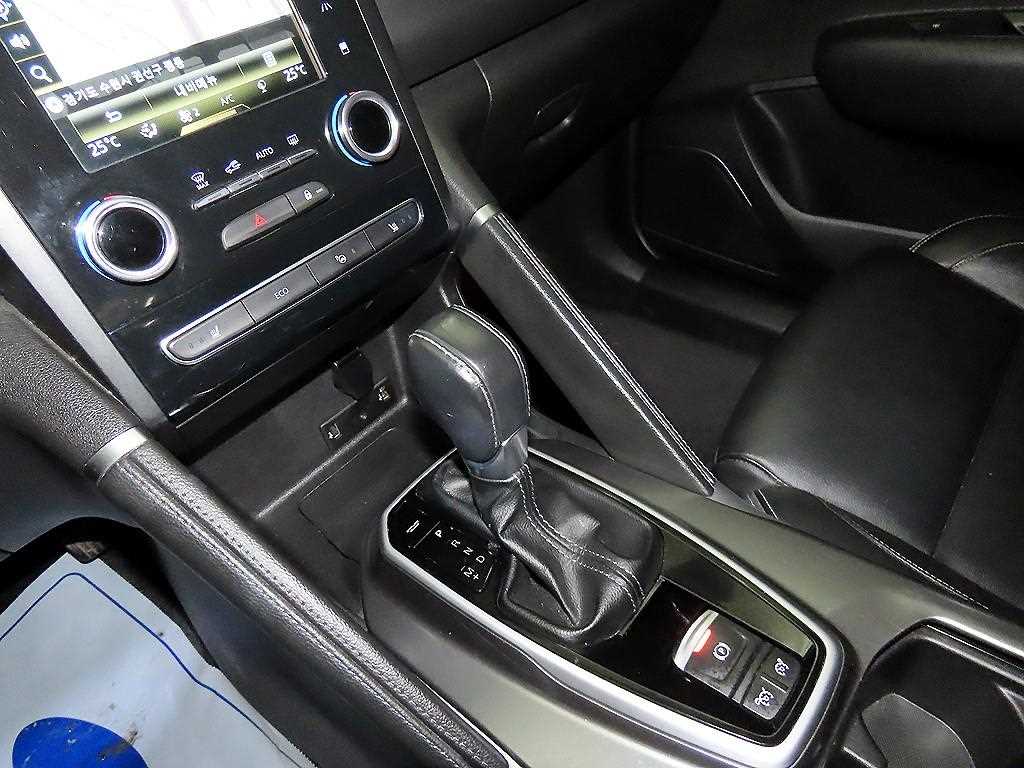 SAMSUNG QM6 - Vista 12