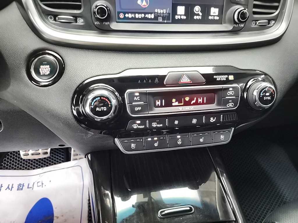 KIA Sorento - Vista 10