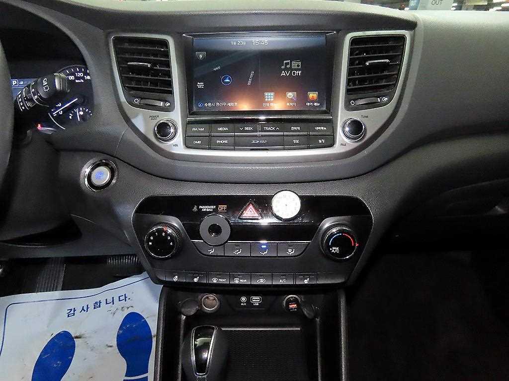 HYUNDAI Tucson - Vista 11