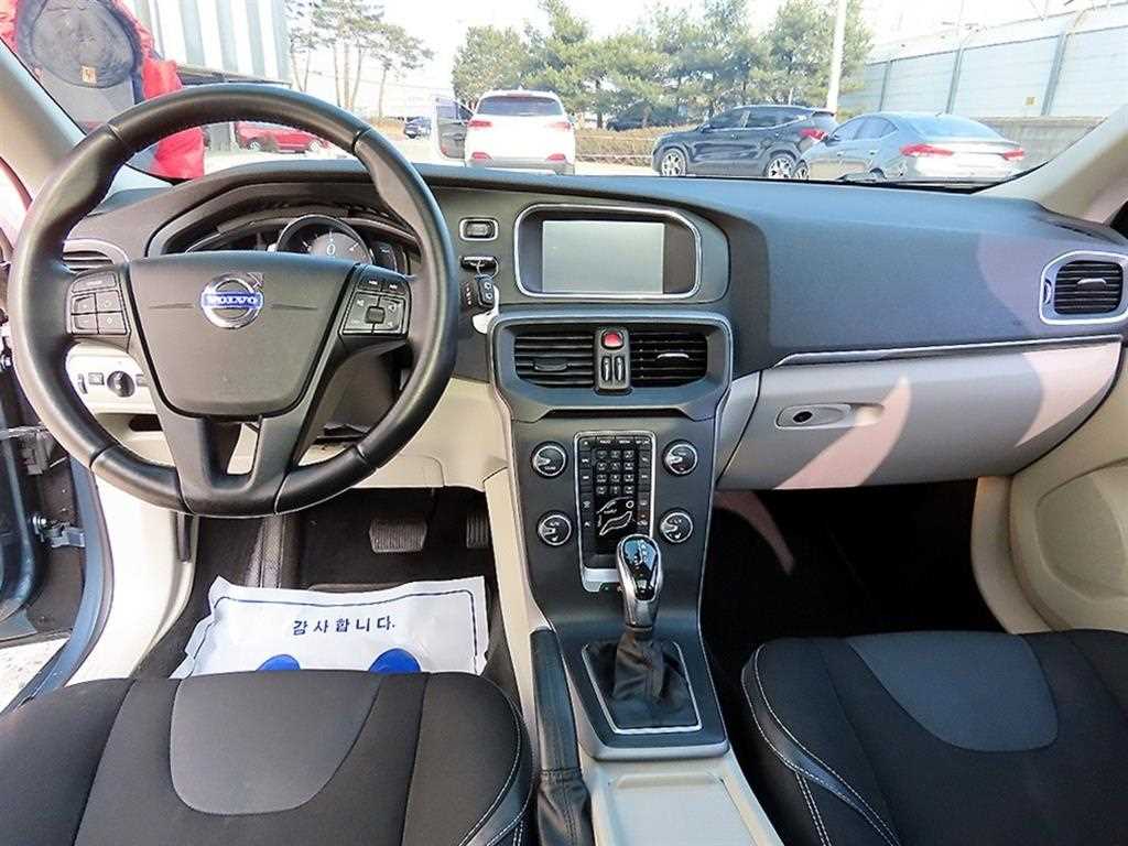 Volvo V40 - Vista 7