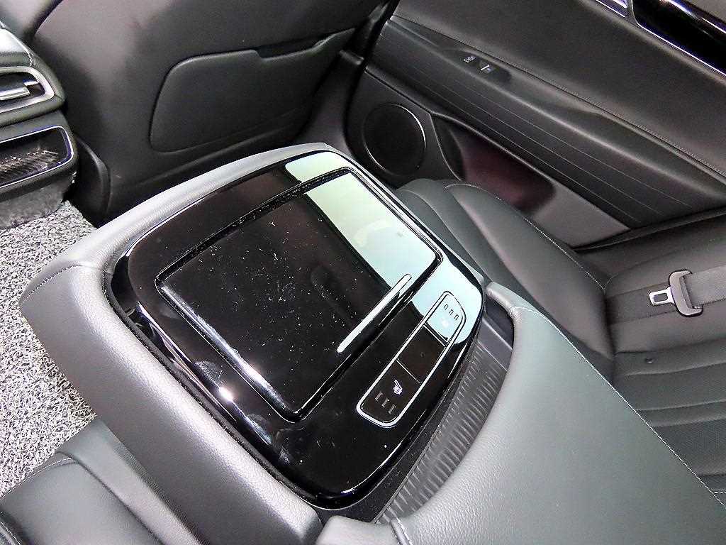 Genesis G80 2023 Gris - Importación desde Corea - HF Imports Iquique - Foto 16