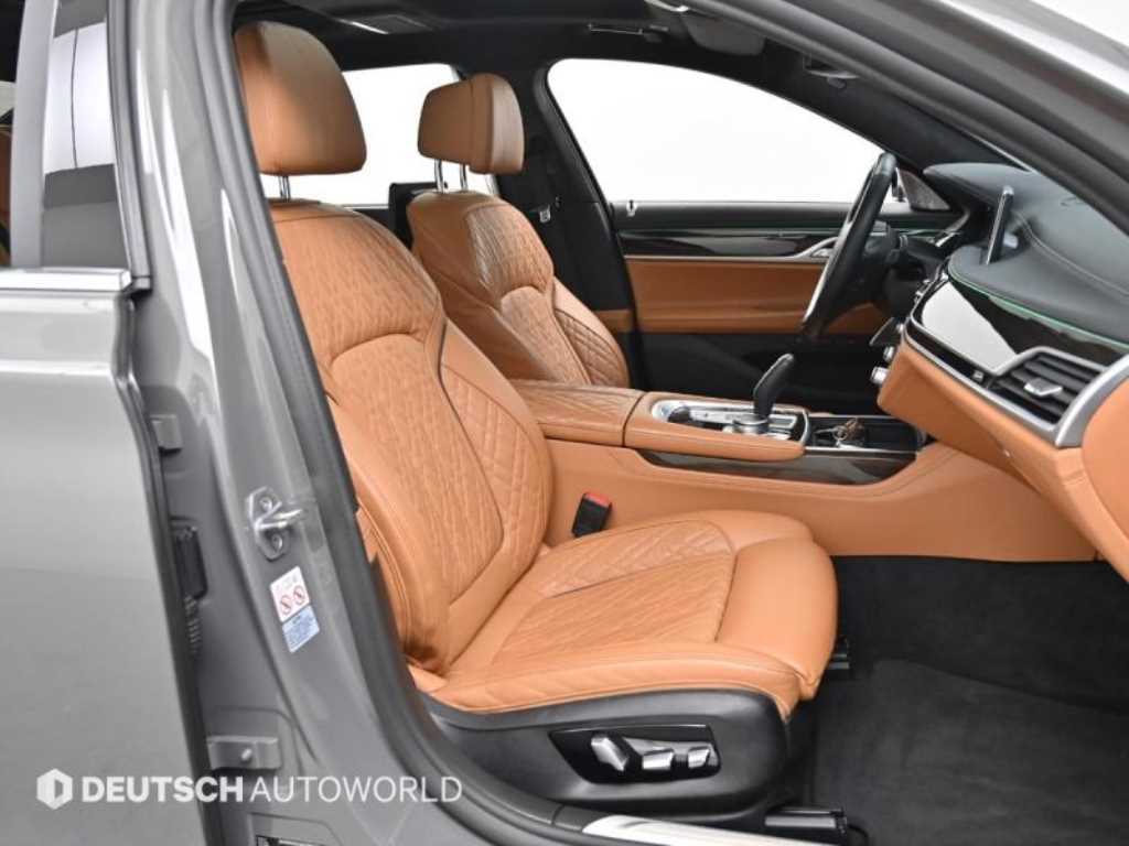 BMW 7 Series - Vista 10