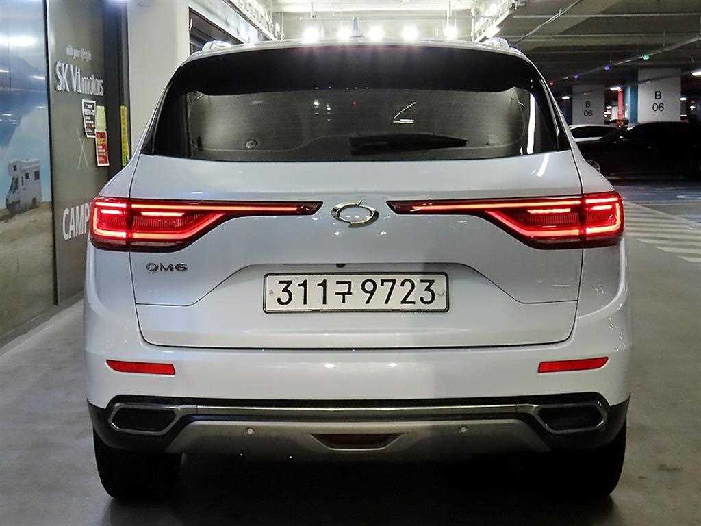 SAMSUNG QM6 - Vista 5