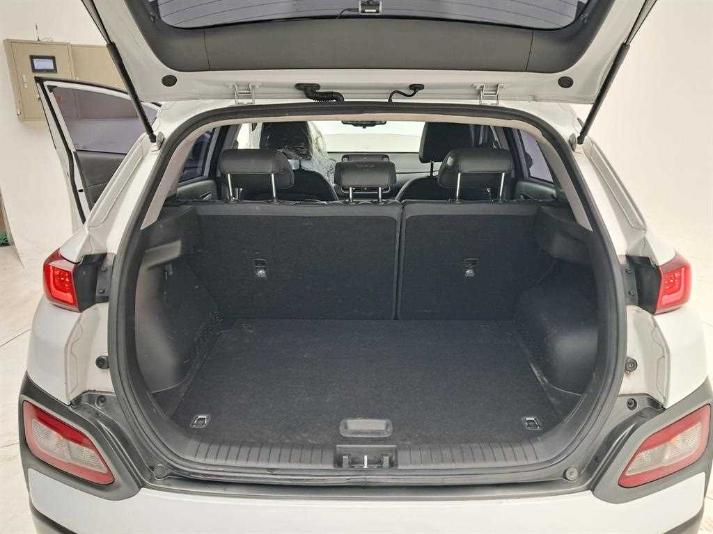 HYUNDAI Kona 2019 Blanco - Importación desde Corea - HF Imports Iquique - Foto 18