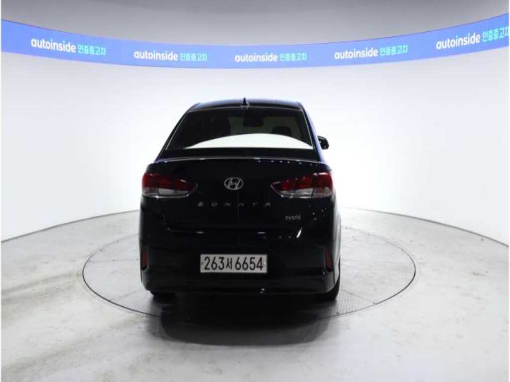 HYUNDAI Sonata - Vista 5