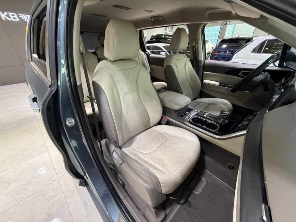 KIA Carnival 2021 - Importación desde Corea - HF Imports Iquique - Foto 17