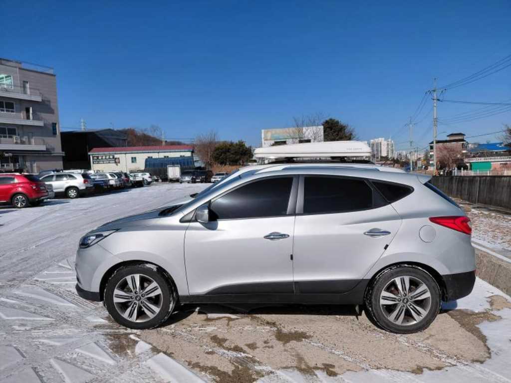 HYUNDAI Tucson 2015 Gris - Importación desde Corea - HF Imports Iquique - Foto 1