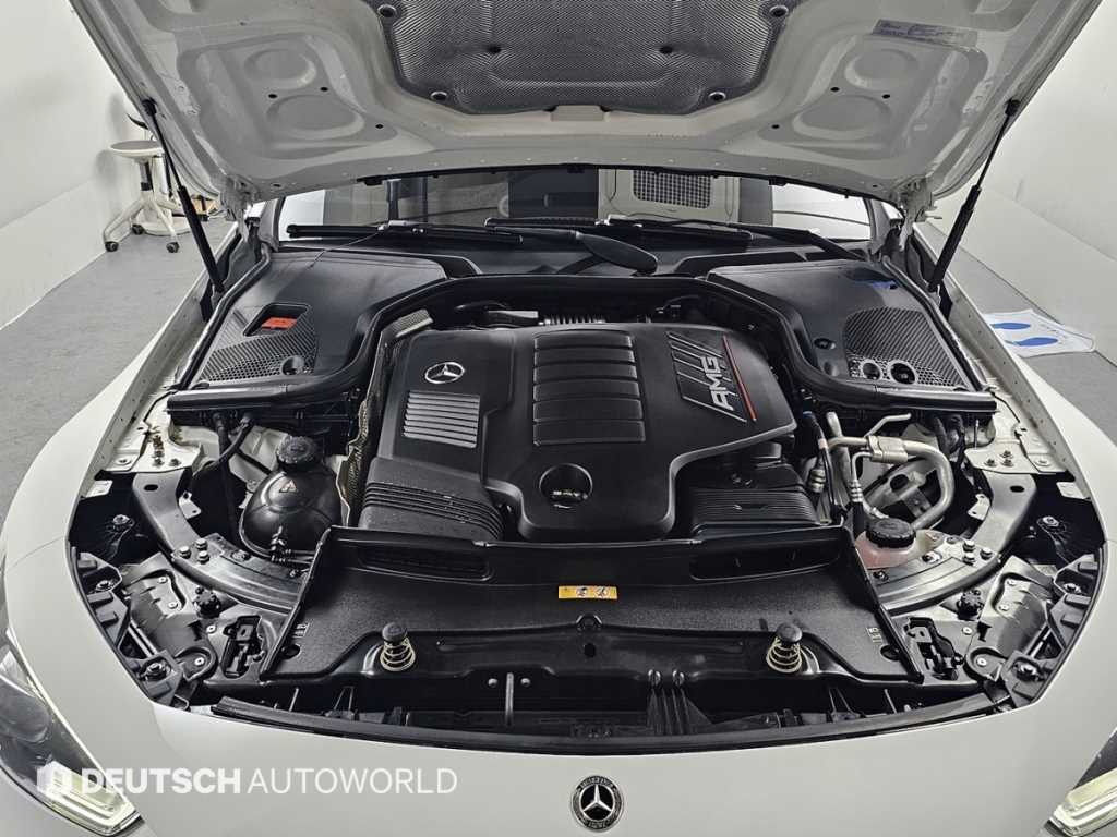 Mercedes Benz AMG GT - Vista 6