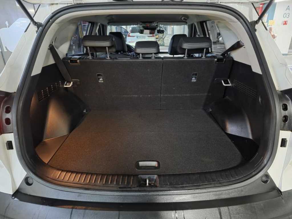 KIA Seltos - Vista 6
