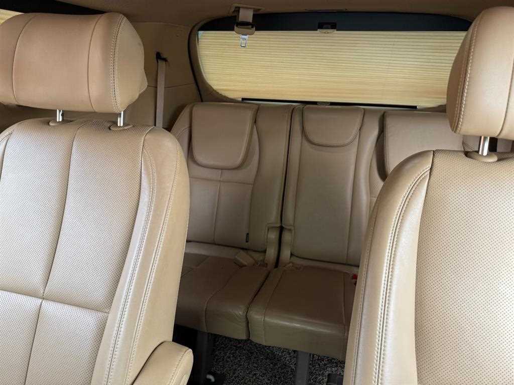 KIA Carnival - Vista 8