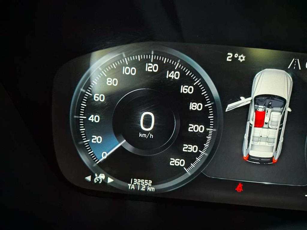 Volvo XC60 2021 Blanco - Importación desde Corea - HF Imports Iquique - Foto 13