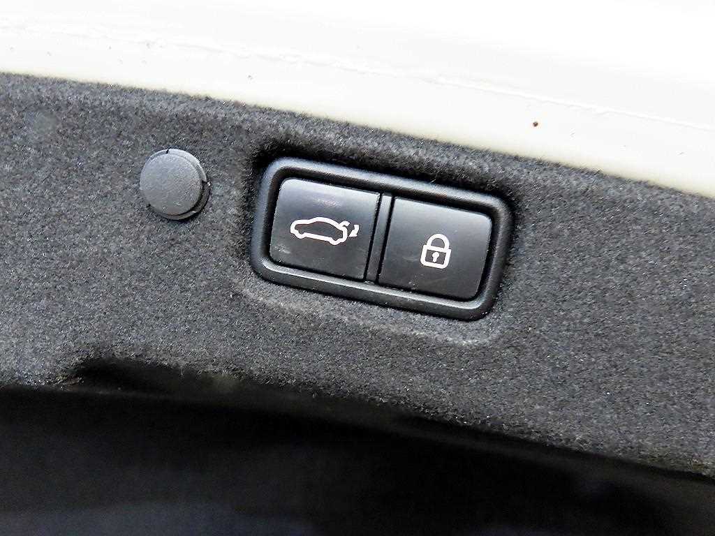 KIA K7 2018 Blanco - Importación desde Corea - HF Imports Iquique - Foto 16