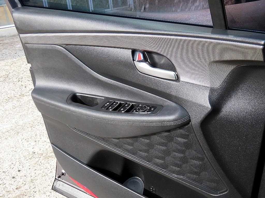 HYUNDAI Santa Fe - Vista 11