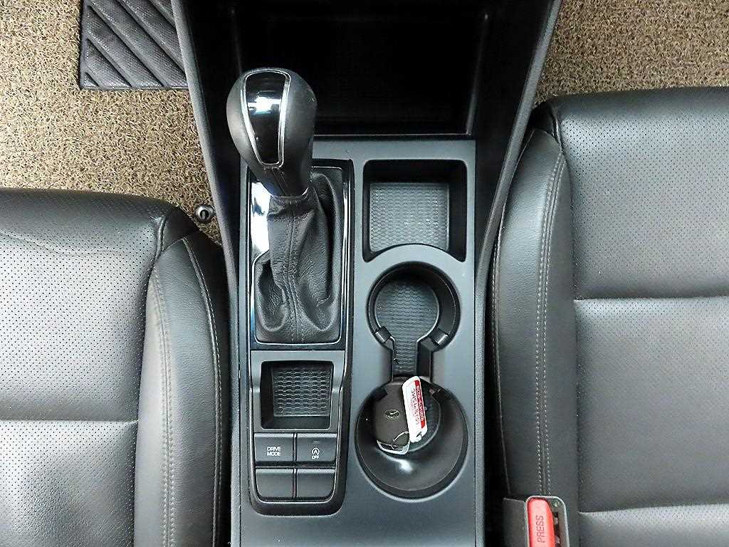 HYUNDAI Tucson - Vista 10