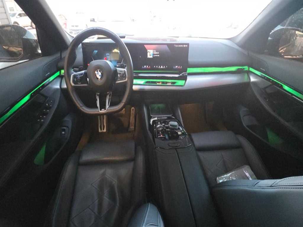 BMW 5 Series - Vista 11