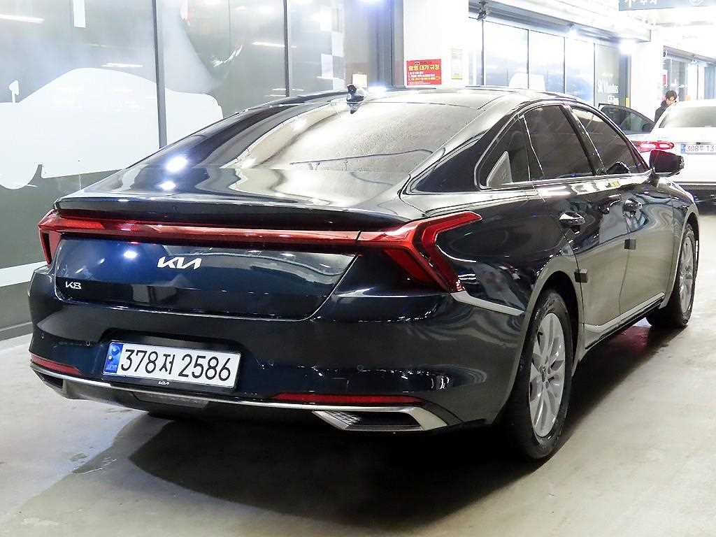 KIA K8 - Vista 2