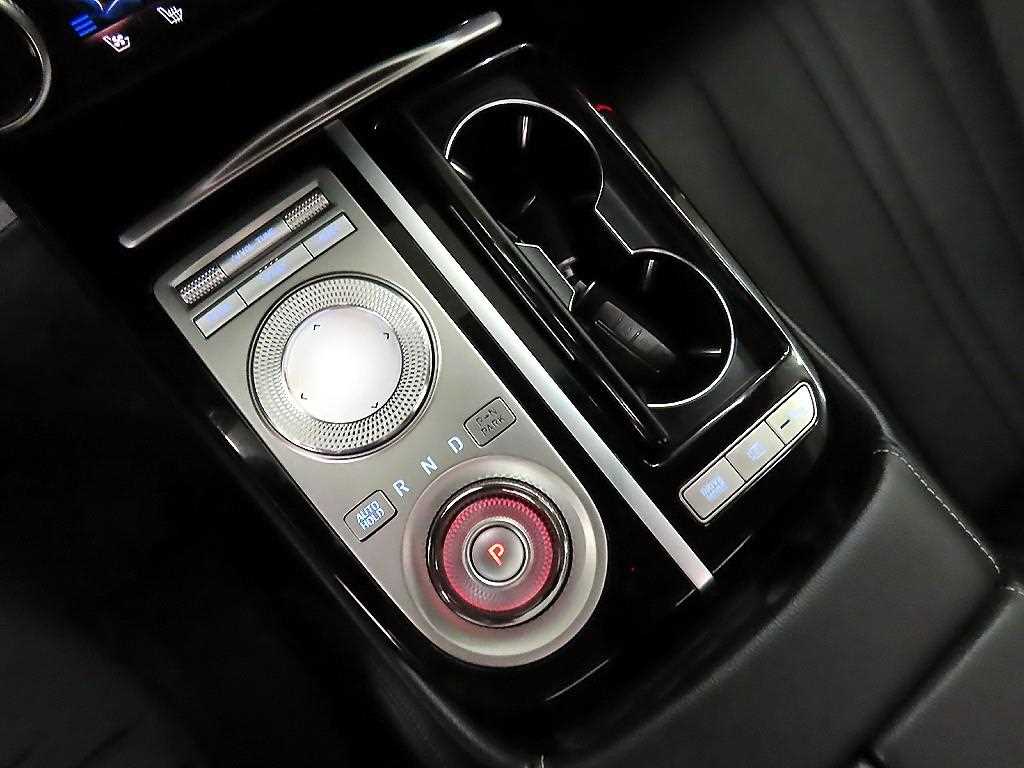 Genesis G80 - Vista 10