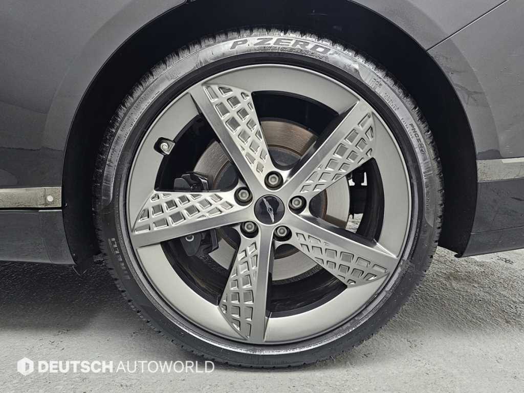 Genesis G80 - Vista 5