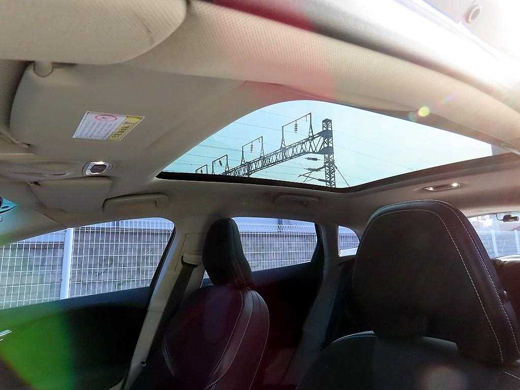 Volvo V40 2014 Azul - Importación desde Corea - HF Imports Iquique - Foto 16