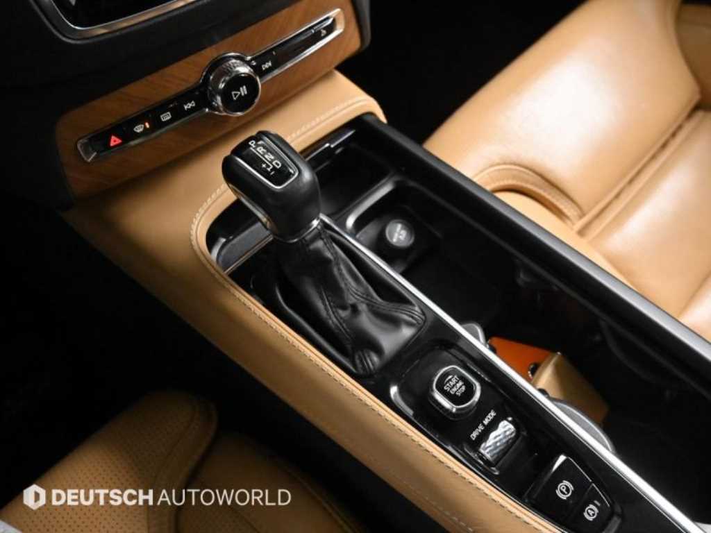 Volvo XC90 - Vista 9