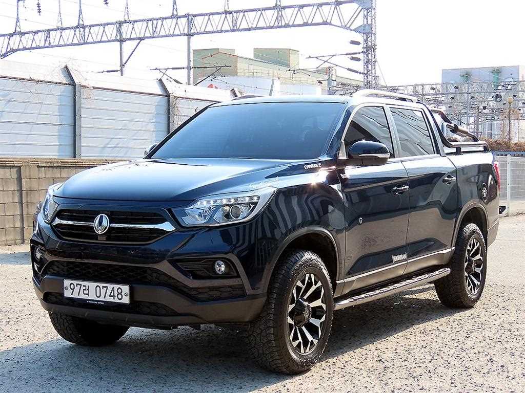 Ssangyong Rexton 2019 Azul - Importación desde Corea - HF Imports Iquique - Foto 1
