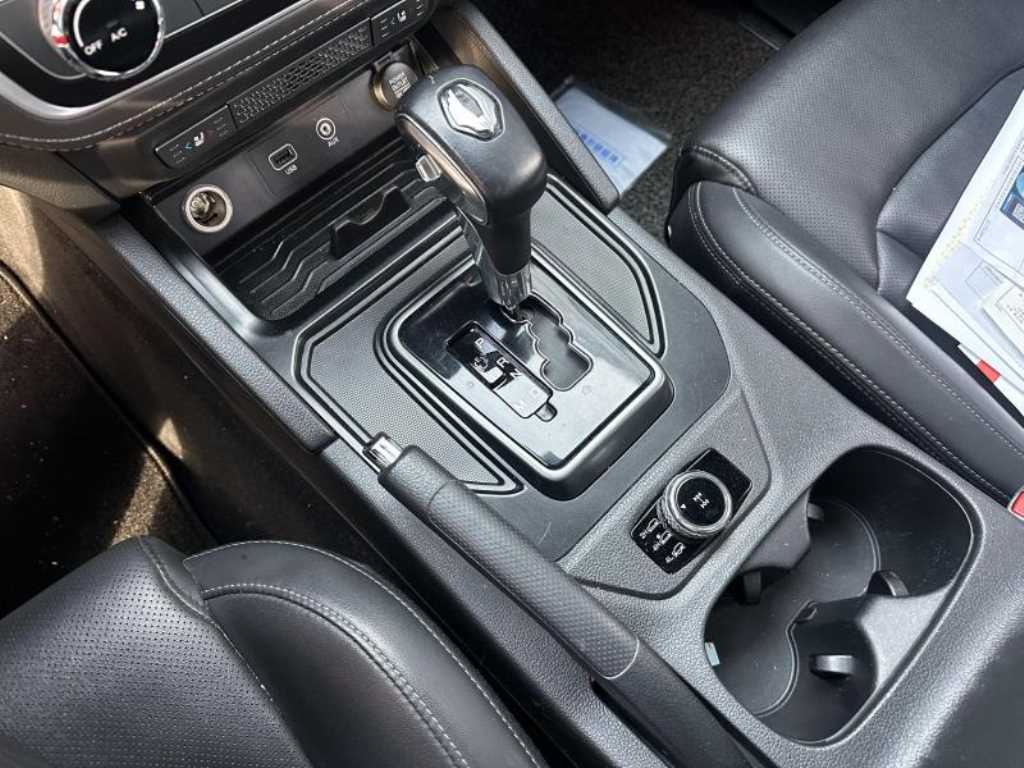 Ssangyong Rexton - Vista 8