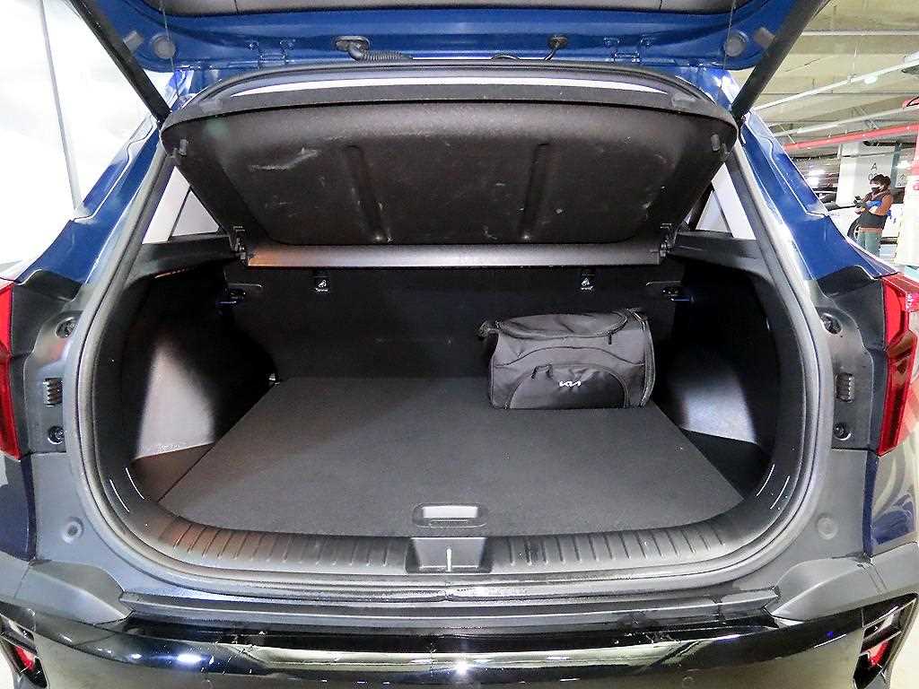 KIA Seltos 2023 Azul - Importación desde Corea - HF Imports Iquique - Foto 16