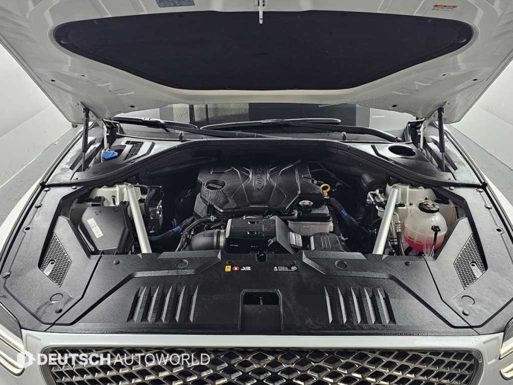 Genesis GV70 - Vista 6