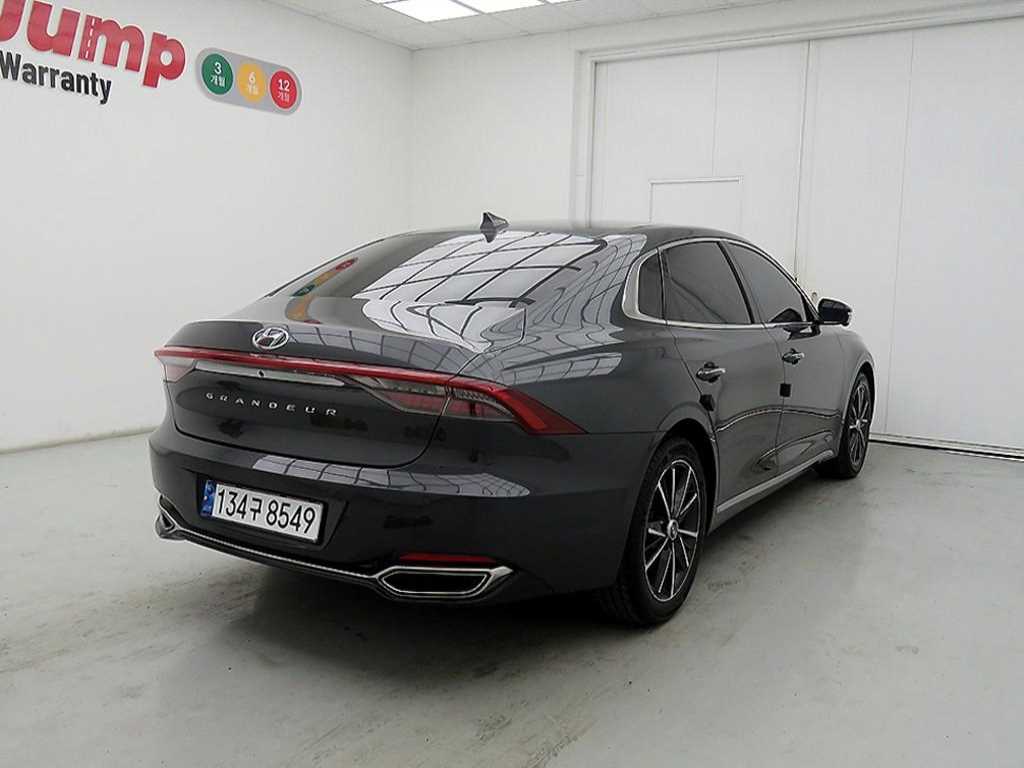 HYUNDAI Grandeur - Vista 4