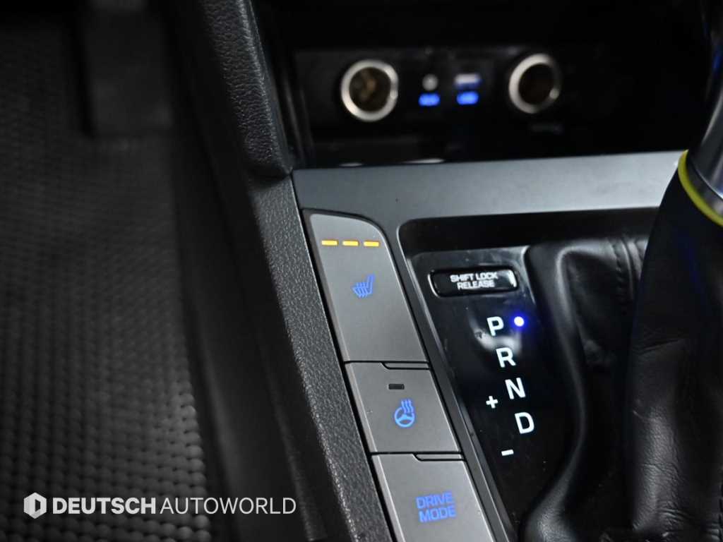 HYUNDAI Avante 2016 Blanco - Importación desde Corea - HF Imports Iquique - Foto 17