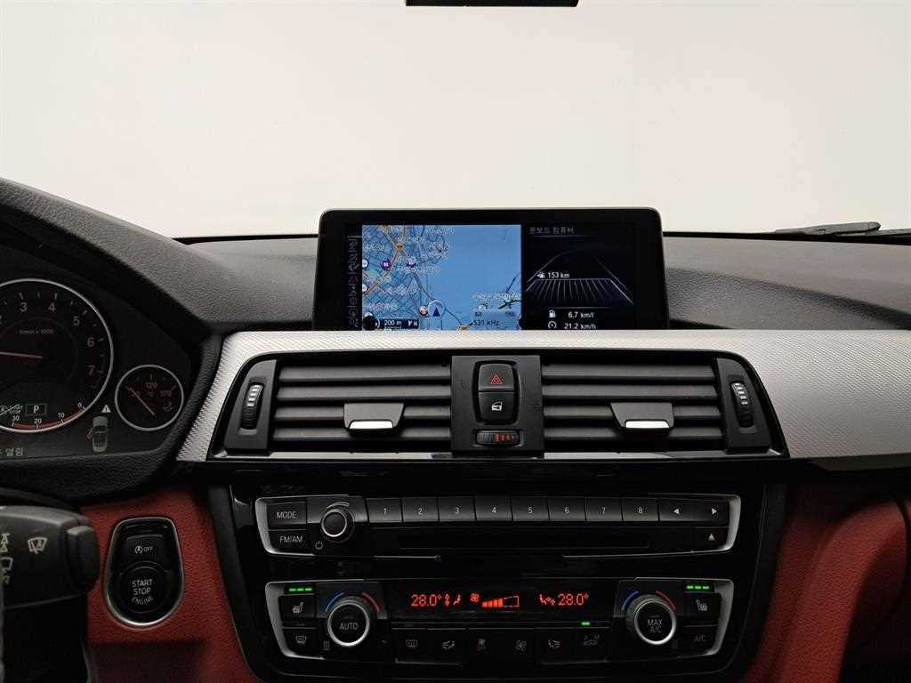 BMW 4 Series - Vista 9