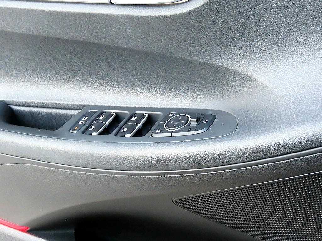 HYUNDAI Grandeur - Vista 11