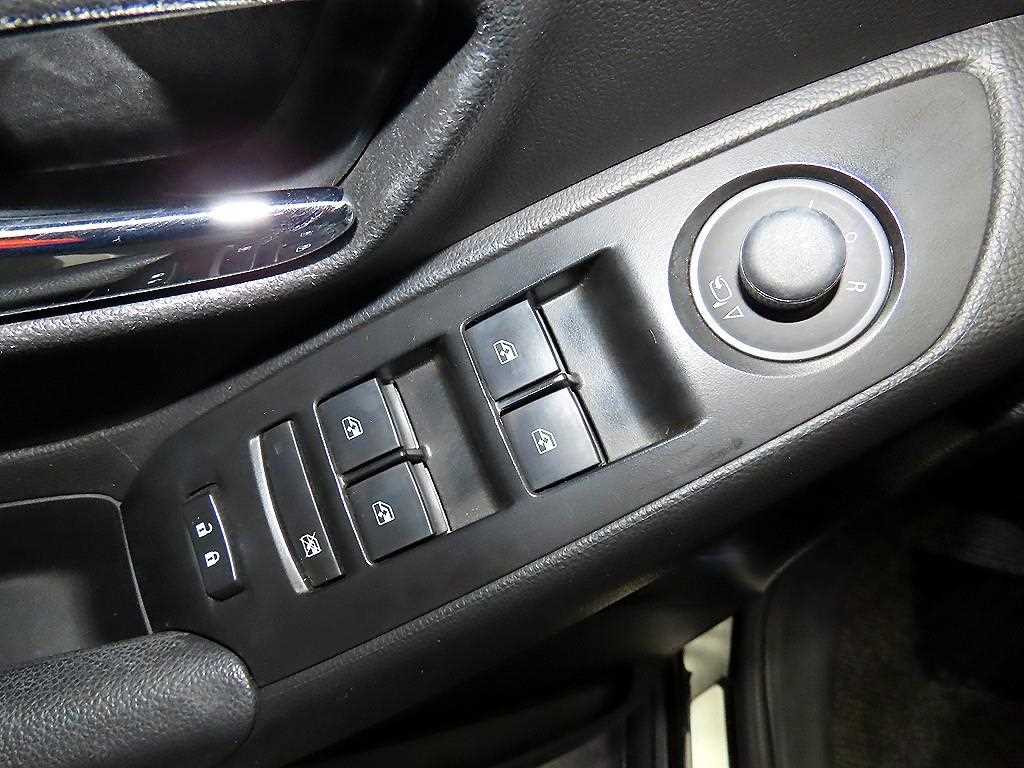 Chevrolet Trax 2020 Negro - Importación desde Corea - HF Imports Iquique - Foto 13