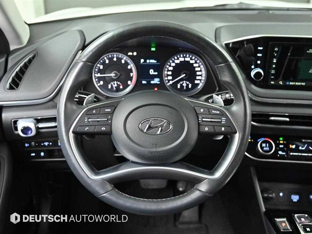 HYUNDAI Sonata - Vista 7