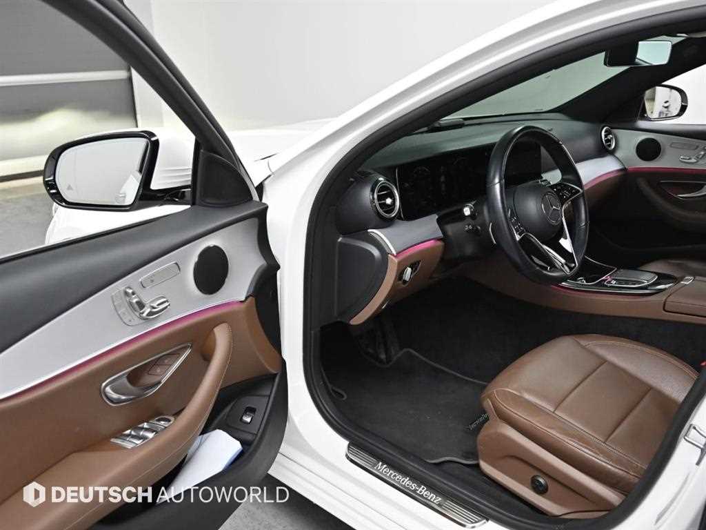 Mercedes Benz E class - Vista 11