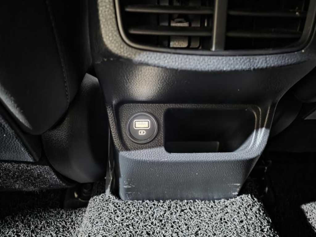 KIA Seltos - Vista 10