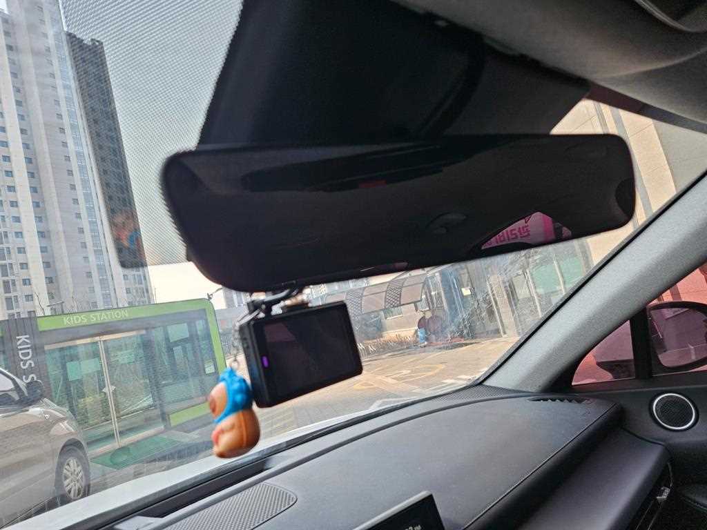 HYUNDAI Sonata - Vista 9