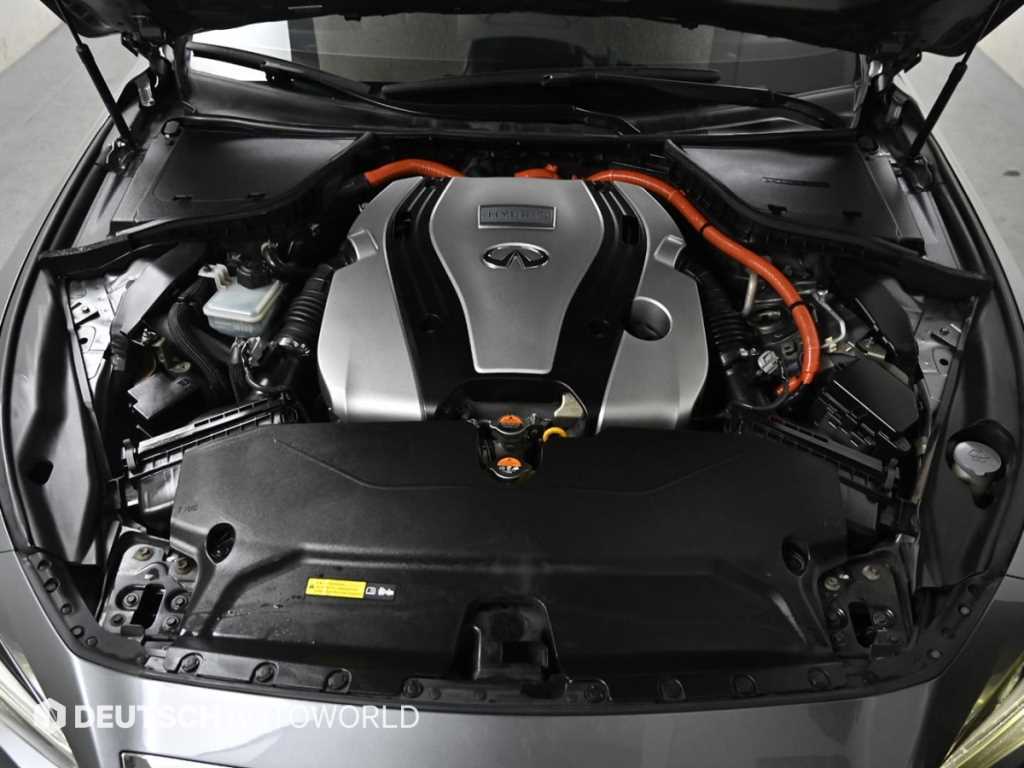 Infiniti Q - Vista 6