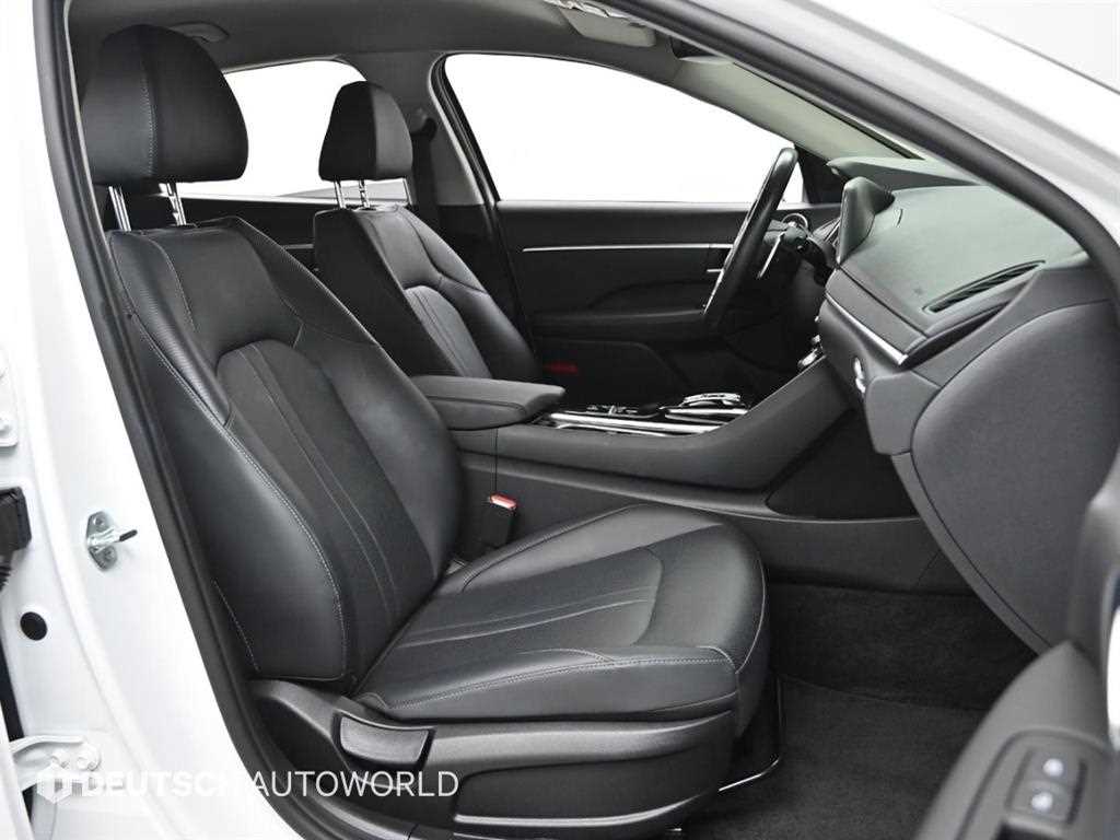 HYUNDAI Sonata - Vista 12