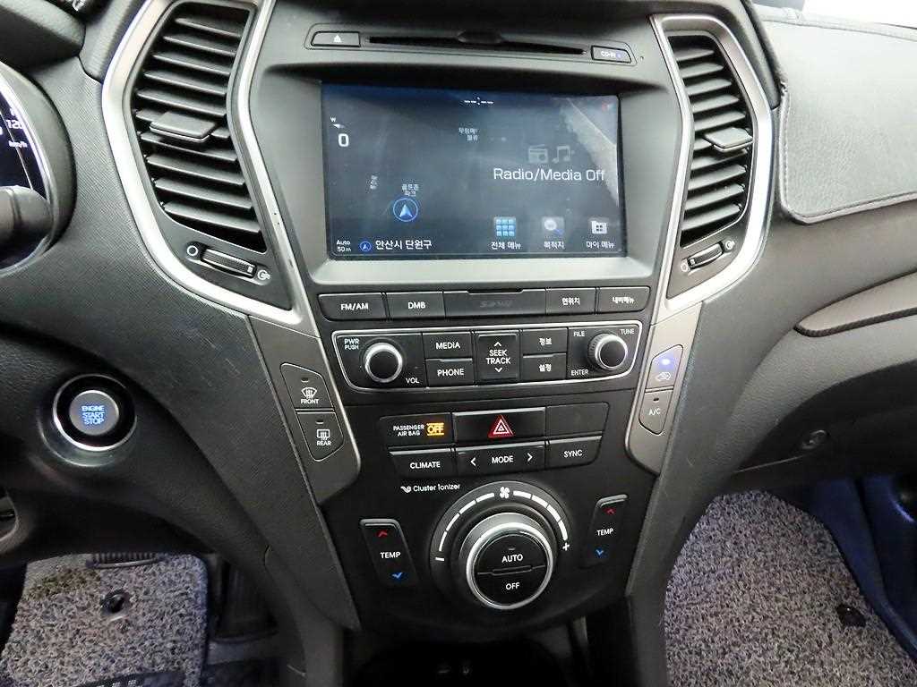 HYUNDAI Santa Fe - Vista 9