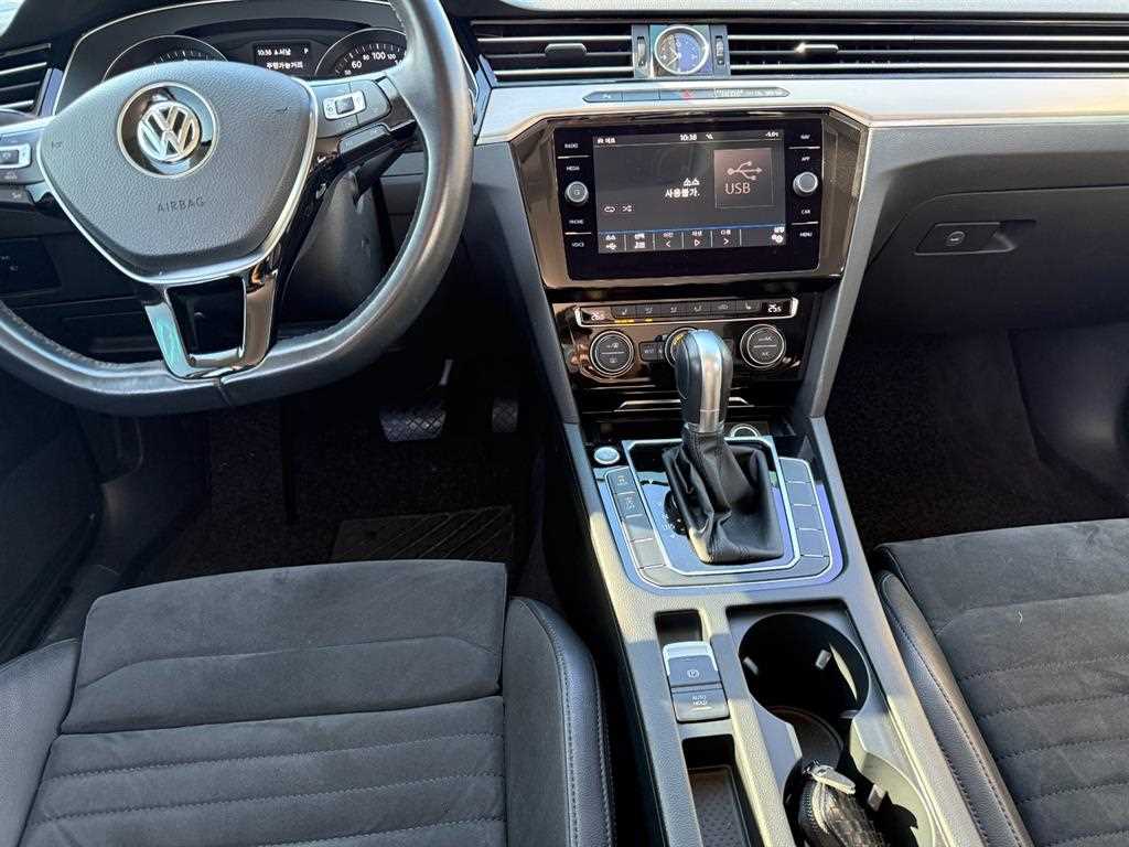 Volkswagen Passat - Vista 4