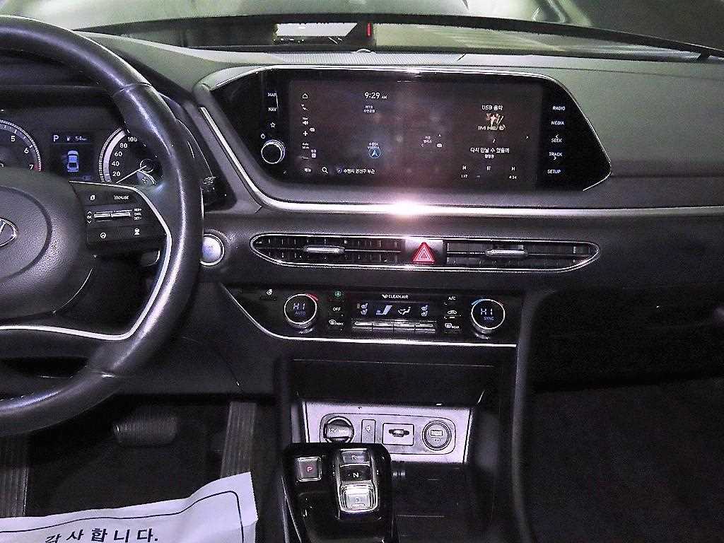 HYUNDAI Sonata - Vista 11