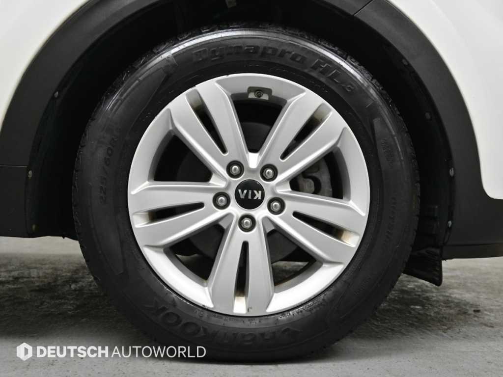 KIA Sportage - Vista 5