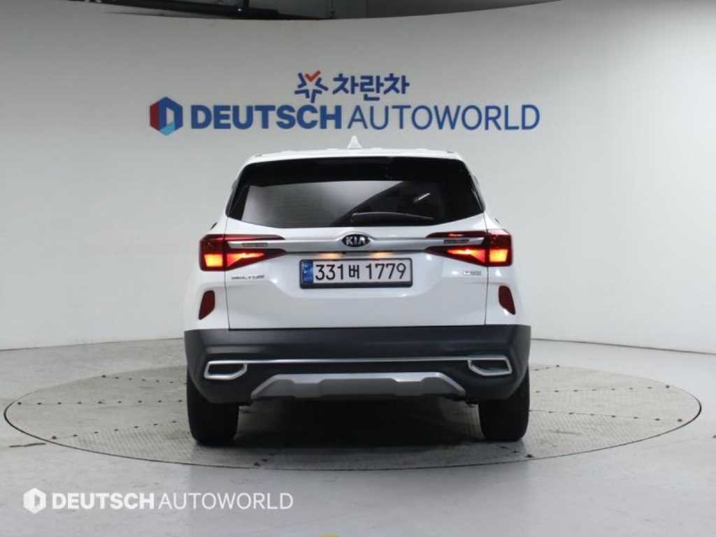 KIA Seltos - Vista 4