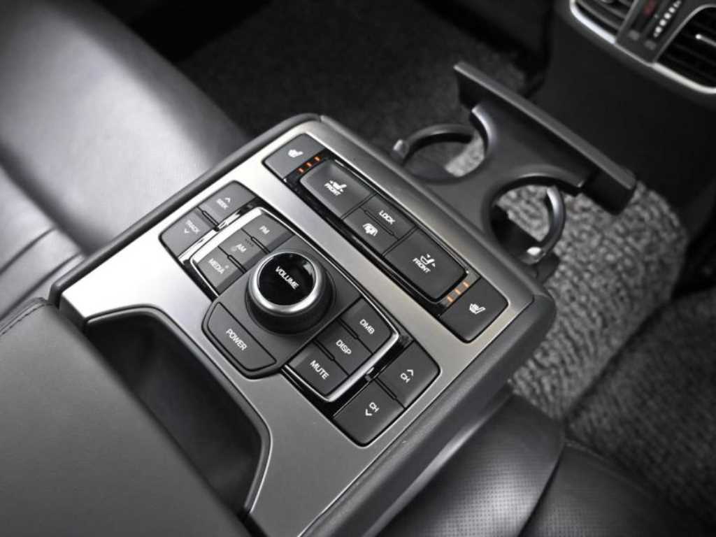 HYUNDAI Genesis 2015 Gris - Importación desde Corea - HF Imports Iquique - Foto 16