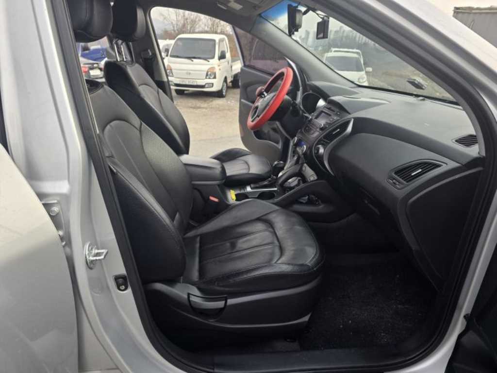 HYUNDAI Tucson - Vista 11