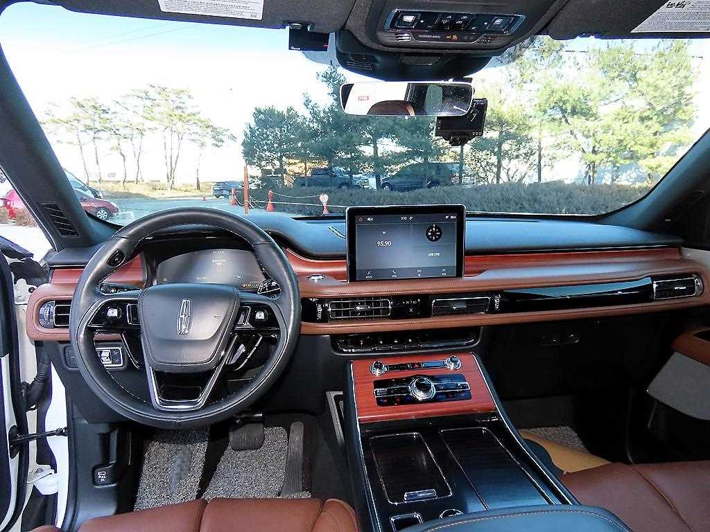 Lincoln Aviator - Vista 7